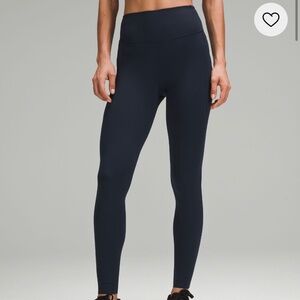 Fast and Free High-Rise Tight 25" True Navy Size 4